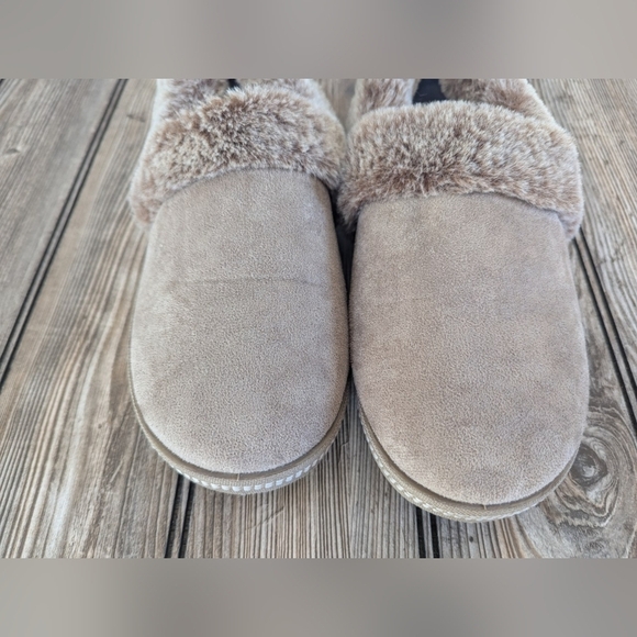 Skechers Women's Slippers Sz 9 - Picture 6 of 9